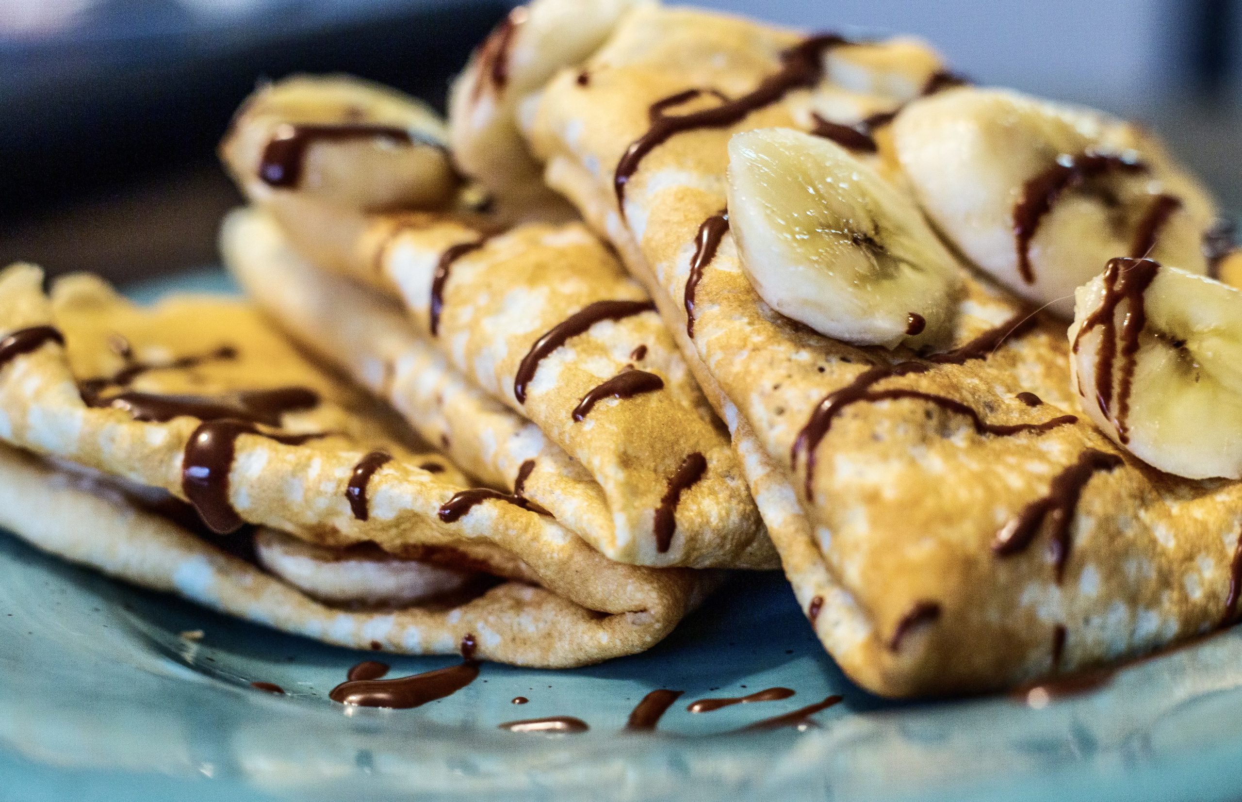 banana nutella crepes, french food, paris street food