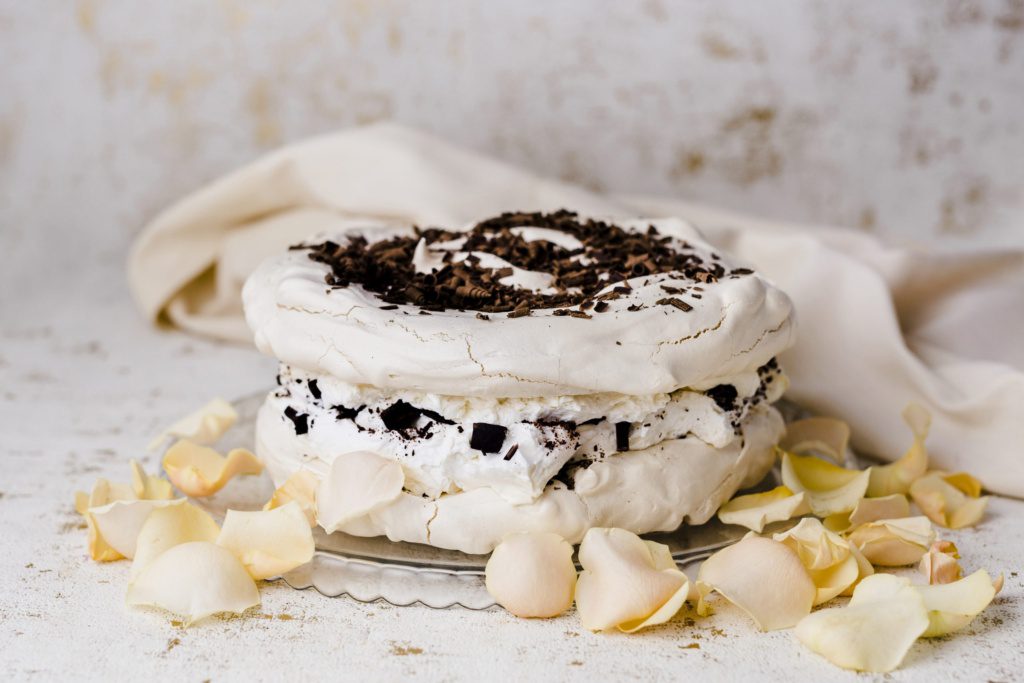 meringue cake in warsaw