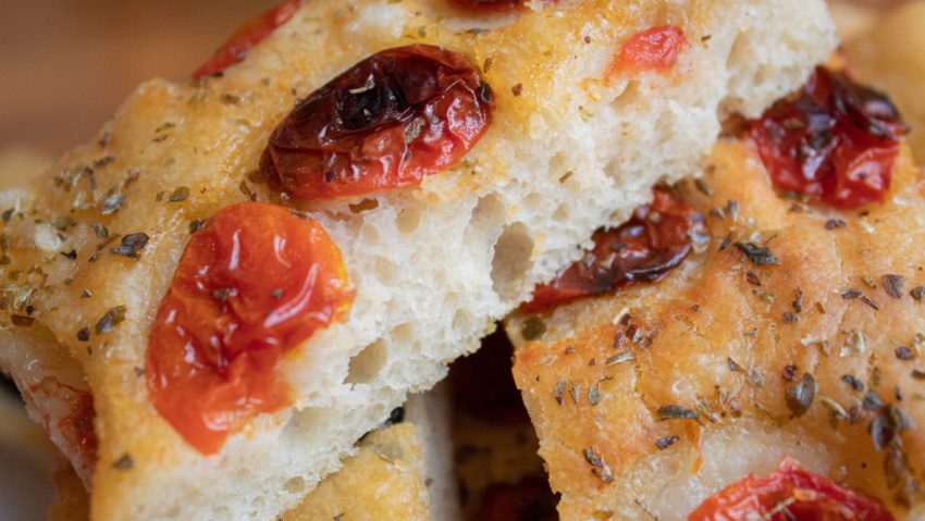 focaccia bread with cherry tomatoes, best food in cinque terre