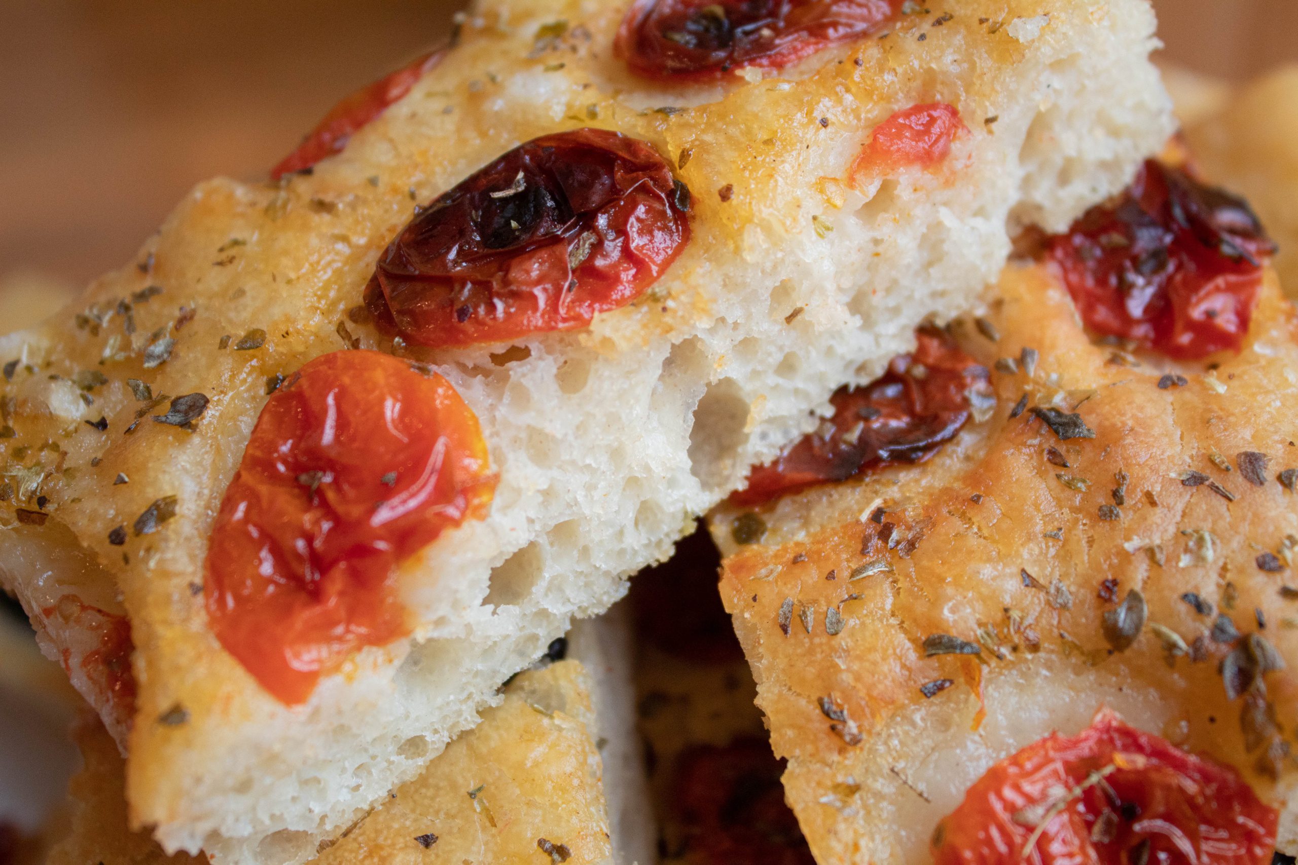 focaccia bread with cherry tomatoes, best food in cinque terre