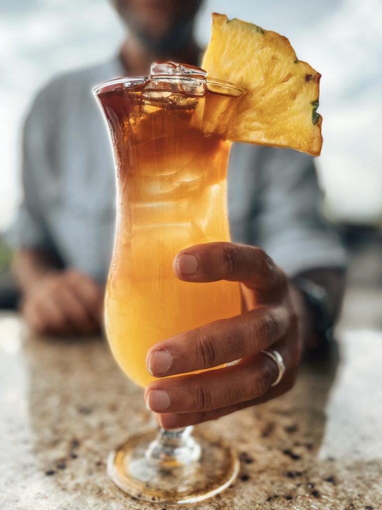 mai tai cocktail hawaii
