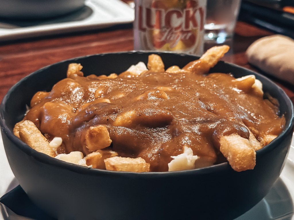 poutine canada