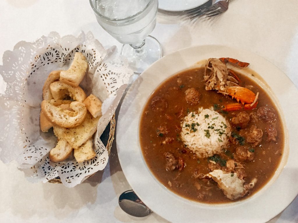 what to eat and drink in new orleans