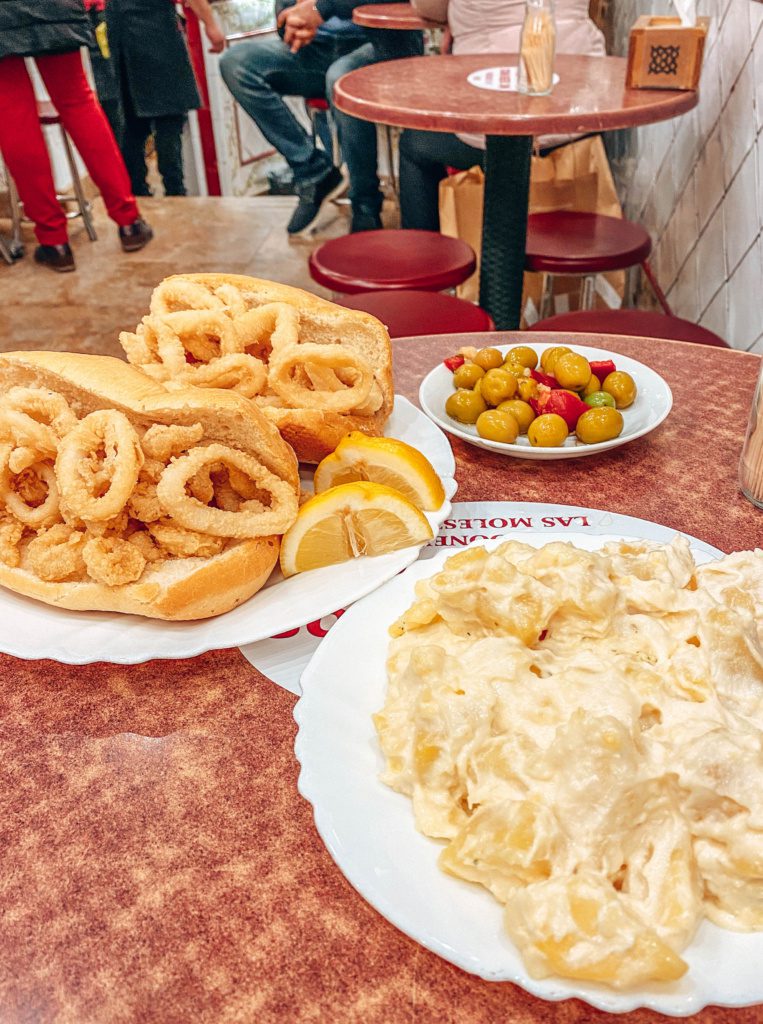bocadillo de calamares cerveceria la campana