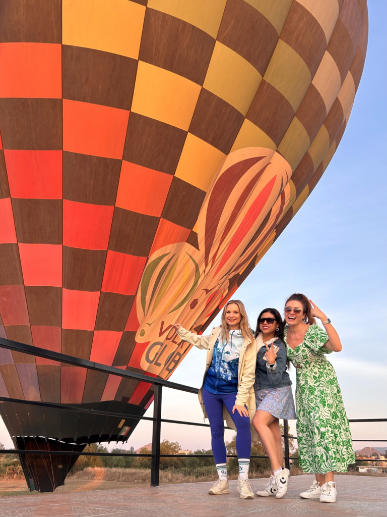 hot air balloon ride with volar en globo