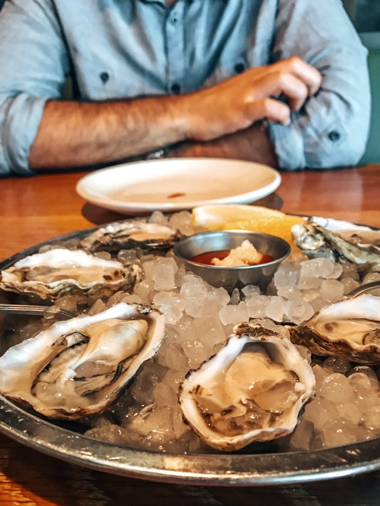 what to eat and drink in new orleans