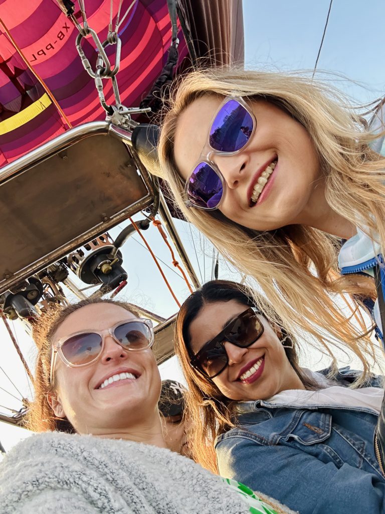 hot air balloon ride over Teotihuacan