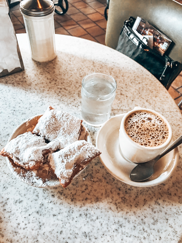what to eat and drink in new orleans