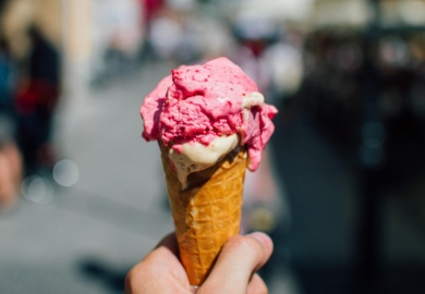 vegan ice cream cone in los angeles