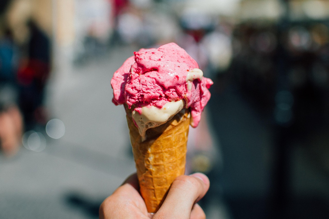 vegan ice cream cone in los angeles
