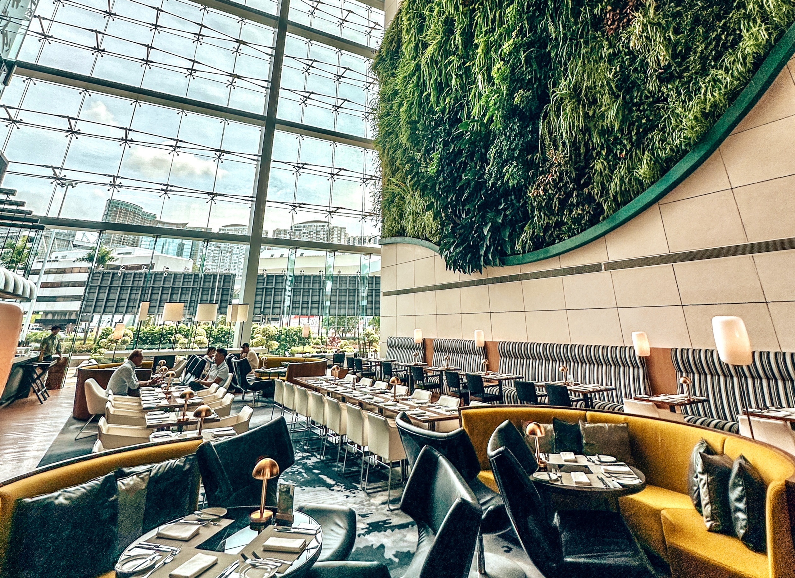 green wall hotel icon hong kong