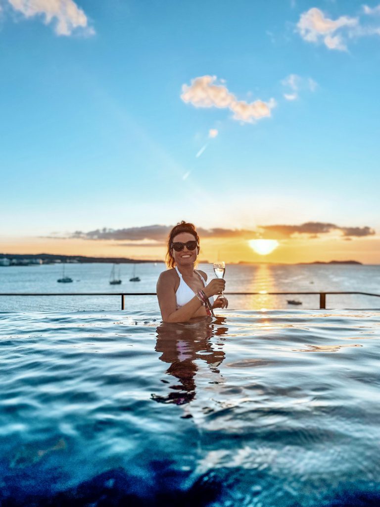 vibra yamm sunset hotel ibiza