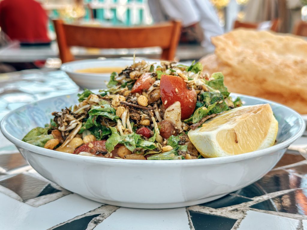 burmese food tea leaf salad