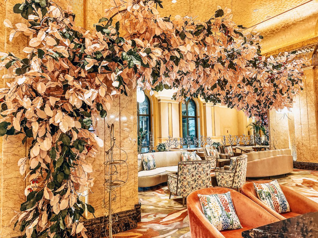 gold leaf cappuccino emirates palace abu dhabi