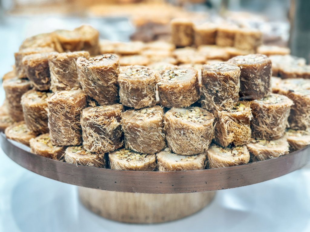 emirati cuisine, baklava