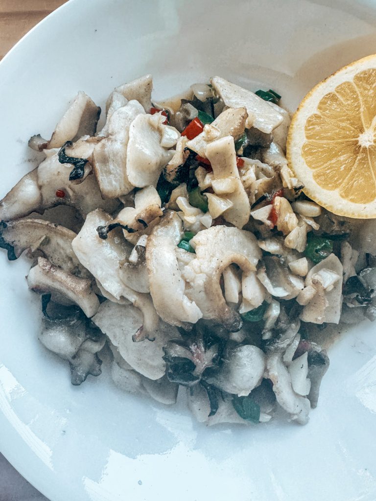 abalone with garlic