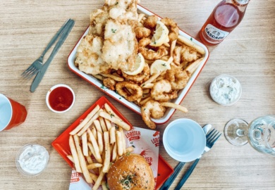 fish and chips at lobster shack tasmania