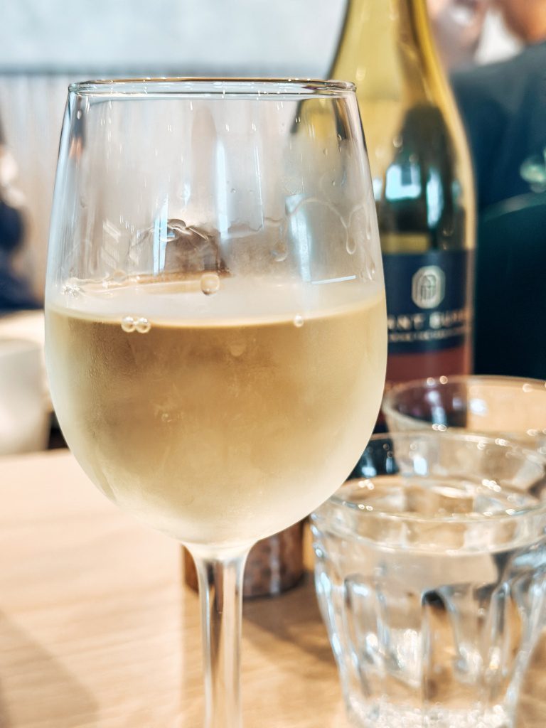 tassie white wine