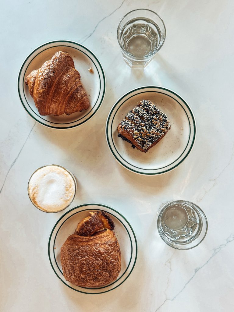 best croissants in la