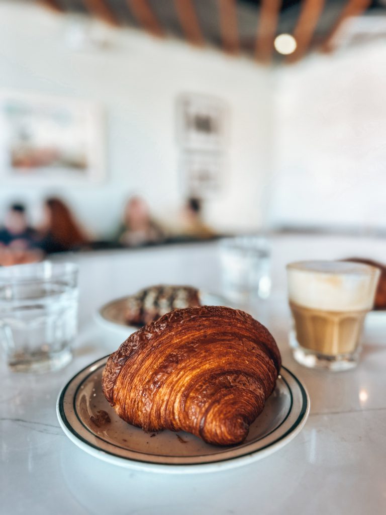 lodge bread croissant