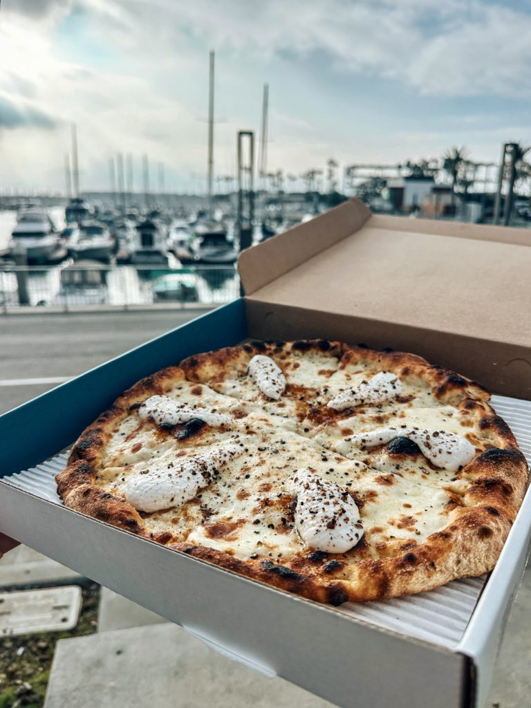 pizza bianca from pizzana