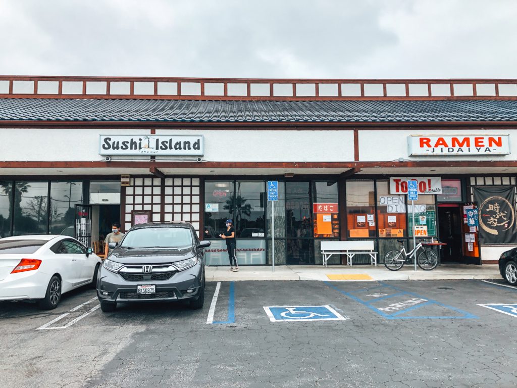 sushi island gardena