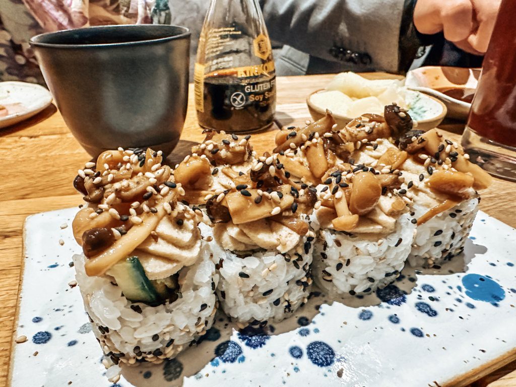 youmiko vegan sushi warsaw
