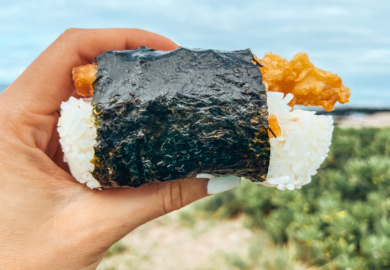 history of musubi in hawaii