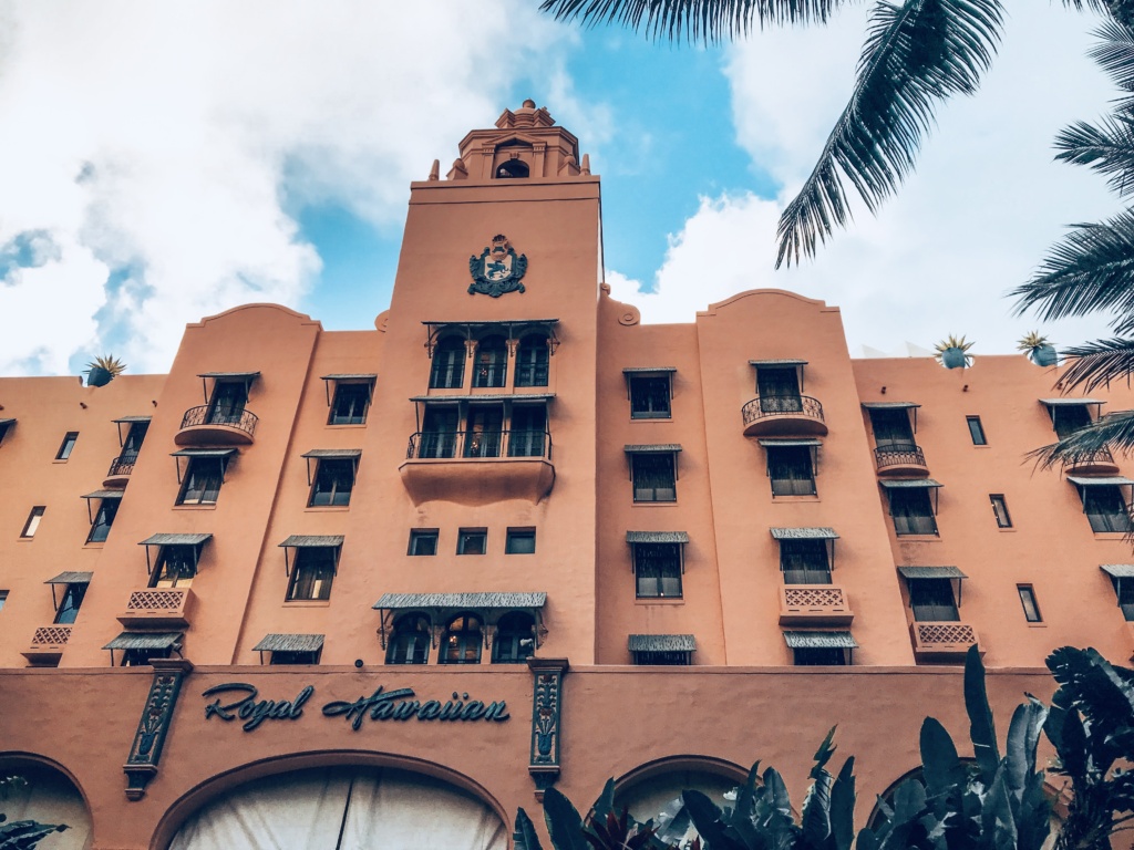 royal hawaiian hotel facade